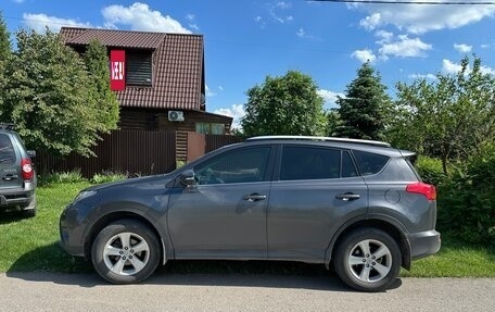 Toyota RAV4, 2014 год, 1 800 000 рублей, 2 фотография