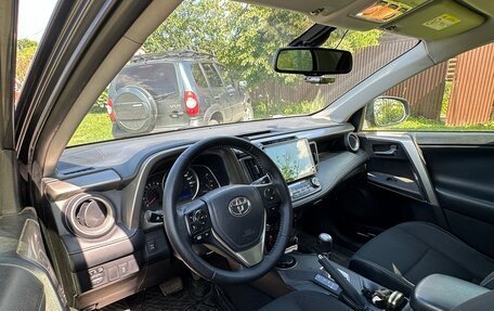 Toyota RAV4, 2014 год, 1 800 000 рублей, 12 фотография
