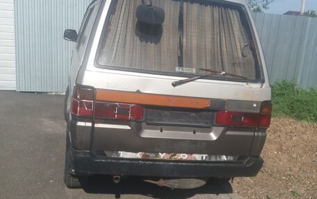 Toyota Lite Ace III, 1990 год, 250 000 рублей, 4 фотография