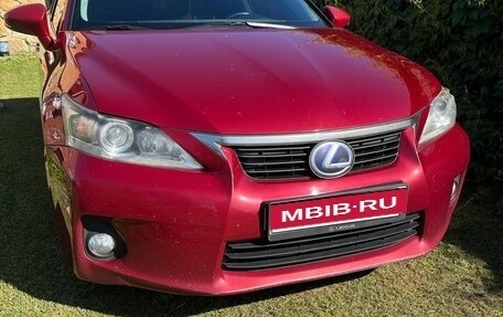 Lexus CT I рестайлинг, 2011 год, 1 650 000 рублей, 1 фотография