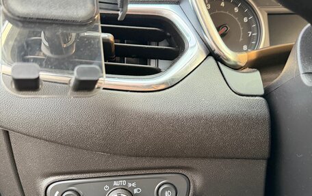 Chevrolet Equinox III, 2020 год, 2 130 000 рублей, 10 фотография