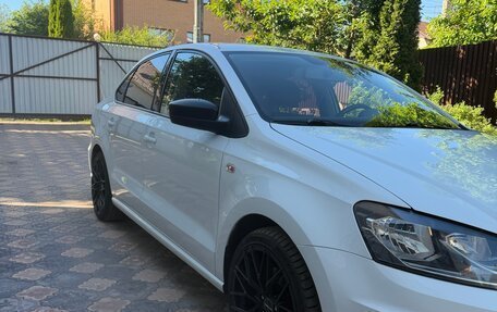 Volkswagen Polo VI (EU Market), 2020 год, 1 600 000 рублей, 2 фотография