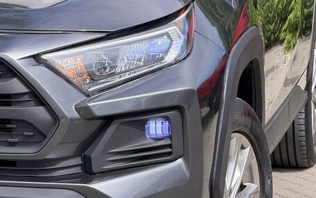 Toyota RAV4, 2019 год, 2 850 000 рублей, 5 фотография