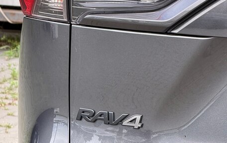 Toyota RAV4, 2019 год, 2 850 000 рублей, 19 фотография