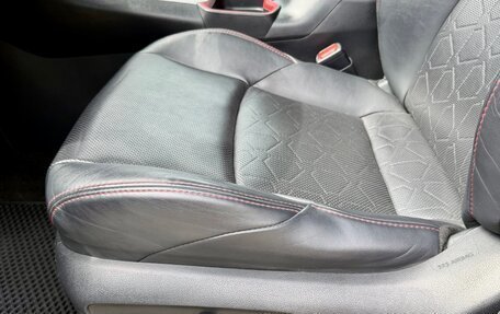 Toyota RAV4, 2019 год, 2 850 000 рублей, 37 фотография
