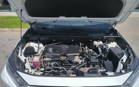 Toyota RAV4, 2019 год, 2 670 000 рублей, 17 фотография