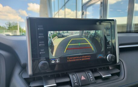 Toyota RAV4, 2019 год, 2 670 000 рублей, 25 фотография