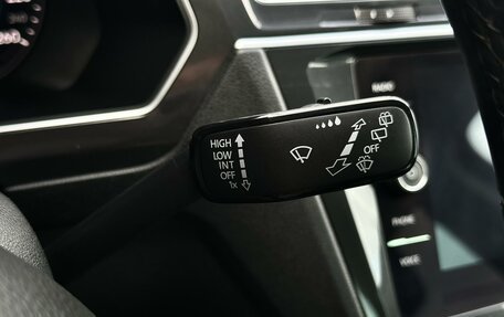 Volkswagen Tiguan II, 2018 год, 2 750 000 рублей, 19 фотография