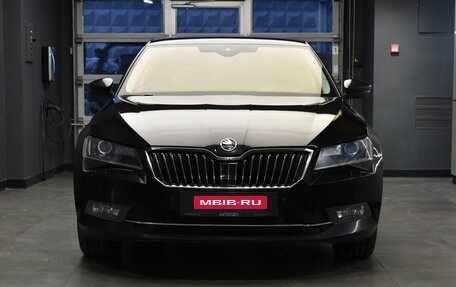 Skoda Superb III рестайлинг, 2017 год, 1 980 000 рублей, 2 фотография