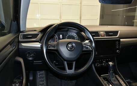 Skoda Superb III рестайлинг, 2017 год, 1 980 000 рублей, 14 фотография