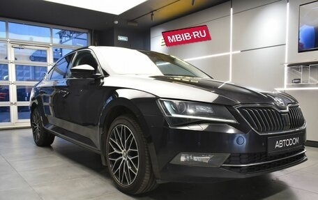 Skoda Superb III рестайлинг, 2017 год, 1 980 000 рублей, 4 фотография
