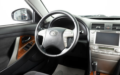 Toyota Camry, 2011 год, 1 259 000 рублей, 12 фотография