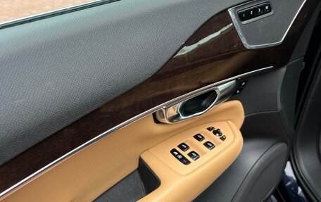 Volvo XC90 II рестайлинг, 2019 год, 3 980 000 рублей, 6 фотография