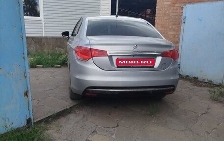 Citroen C4 II рестайлинг, 2015 год, 900 000 рублей, 3 фотография