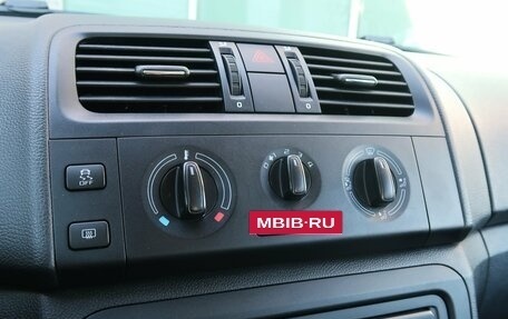 Skoda Fabia II, 2011 год, 829 000 рублей, 18 фотография