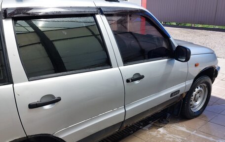 Chevrolet Niva I рестайлинг, 2005 год, 250 000 рублей, 17 фотография