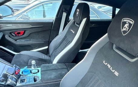 Lamborghini Urus I, 2023 год, 32 000 000 рублей, 4 фотография