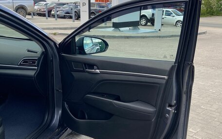 Hyundai Elantra VI рестайлинг, 2019 год, 1 550 000 рублей, 8 фотография