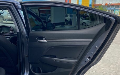 Hyundai Elantra VI рестайлинг, 2019 год, 1 550 000 рублей, 10 фотография