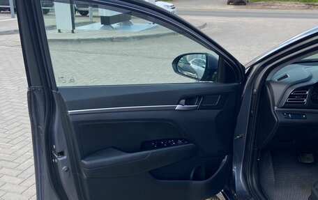 Hyundai Elantra VI рестайлинг, 2019 год, 1 550 000 рублей, 13 фотография