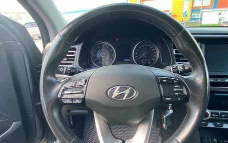 Hyundai Elantra VI рестайлинг, 2019 год, 1 550 000 рублей, 19 фотография