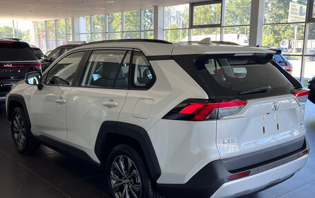 Toyota RAV4, 2024 год, 4 150 000 рублей, 7 фотография