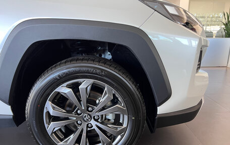 Toyota RAV4, 2024 год, 4 150 000 рублей, 8 фотография