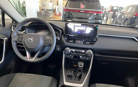 Toyota RAV4, 2024 год, 4 150 000 рублей, 13 фотография