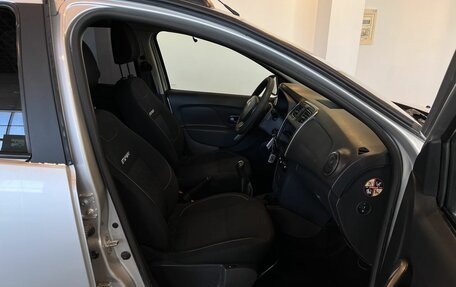 Renault Sandero II рестайлинг, 2016 год, 960 000 рублей, 28 фотография
