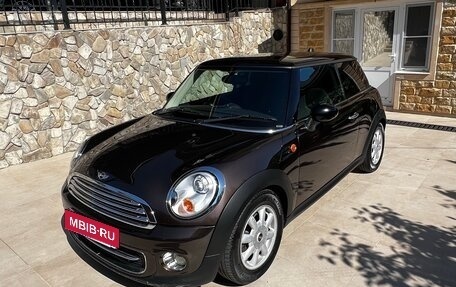 MINI Hatch, 2010 год, 900 000 рублей, 1 фотография