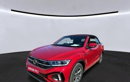Volkswagen T-Roc I, 2022 год, 2 632 000 рублей, 1 фотография