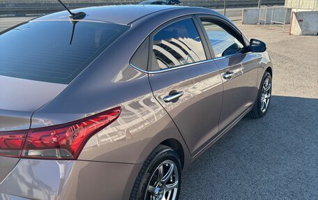 Hyundai Solaris II рестайлинг, 2021 год, 1 870 000 рублей, 4 фотография