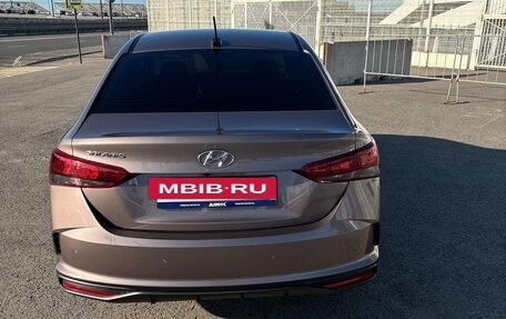 Hyundai Solaris II рестайлинг, 2021 год, 1 870 000 рублей, 5 фотография