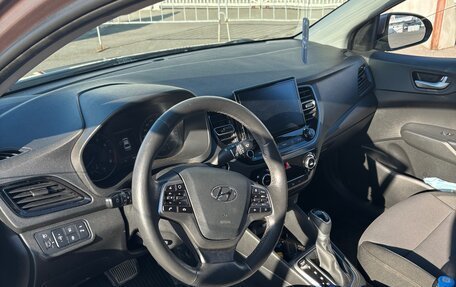 Hyundai Solaris II рестайлинг, 2021 год, 1 870 000 рублей, 12 фотография