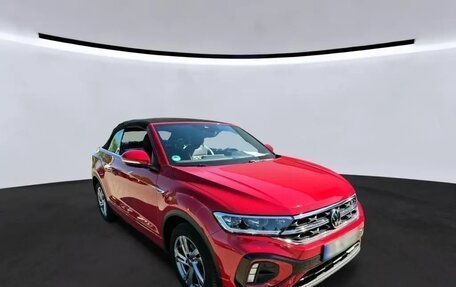 Volkswagen T-Roc I, 2022 год, 2 632 000 рублей, 3 фотография