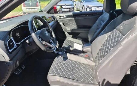 Volkswagen T-Roc I, 2022 год, 2 632 000 рублей, 6 фотография