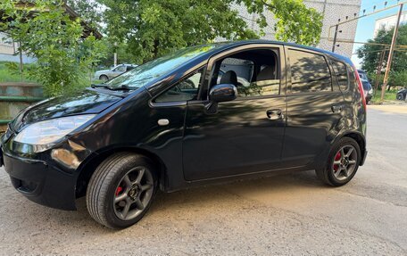 Mitsubishi Colt VI рестайлинг, 2005 год, 405 000 рублей, 2 фотография
