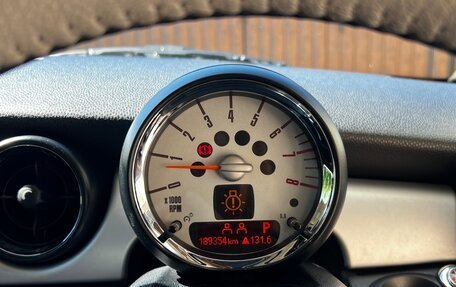 MINI Hatch, 2010 год, 900 000 рублей, 2 фотография