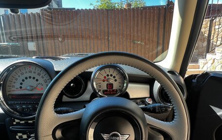 MINI Hatch, 2010 год, 900 000 рублей, 7 фотография