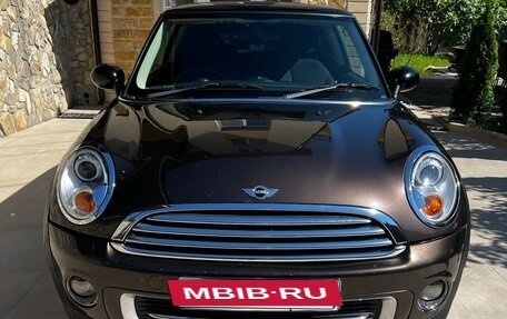 MINI Hatch, 2010 год, 900 000 рублей, 8 фотография