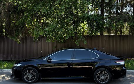 Toyota Camry, 2018 год, 2 550 000 рублей, 2 фотография