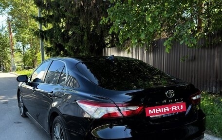 Toyota Camry, 2018 год, 2 550 000 рублей, 3 фотография