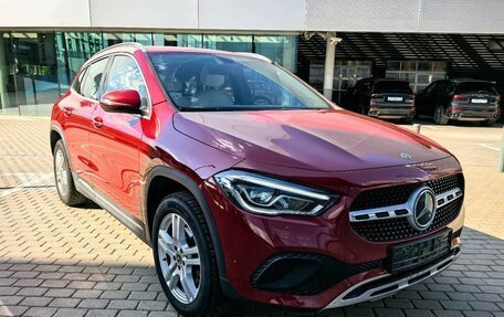 Mercedes-Benz GLA, 2020 год, 3 690 000 рублей, 2 фотография