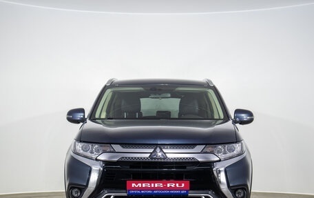 Mitsubishi Outlander III рестайлинг 3, 2019 год, 2 399 000 рублей, 2 фотография