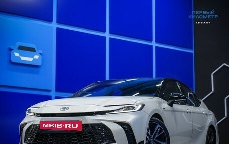 Toyota Camry, 2024 год, 4 050 000 рублей, 3 фотография
