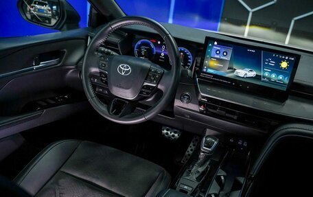 Toyota Camry, 2024 год, 4 050 000 рублей, 29 фотография