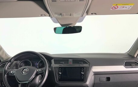 Volkswagen Tiguan II, 2019 год, 2 085 000 рублей, 14 фотография