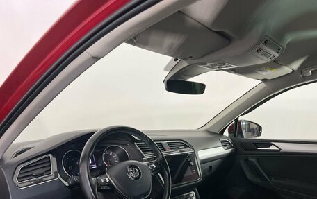 Volkswagen Tiguan II, 2019 год, 2 085 000 рублей, 12 фотография