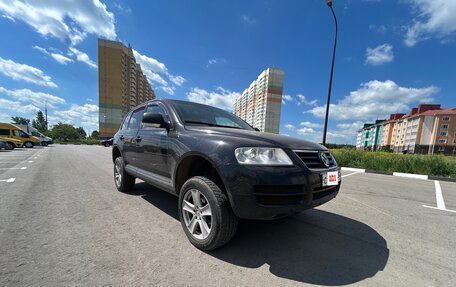 Volkswagen Touareg III, 2004 год, 890 000 рублей, 1 фотография