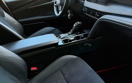 Toyota Camry, 2024 год, 3 650 000 рублей, 13 фотография